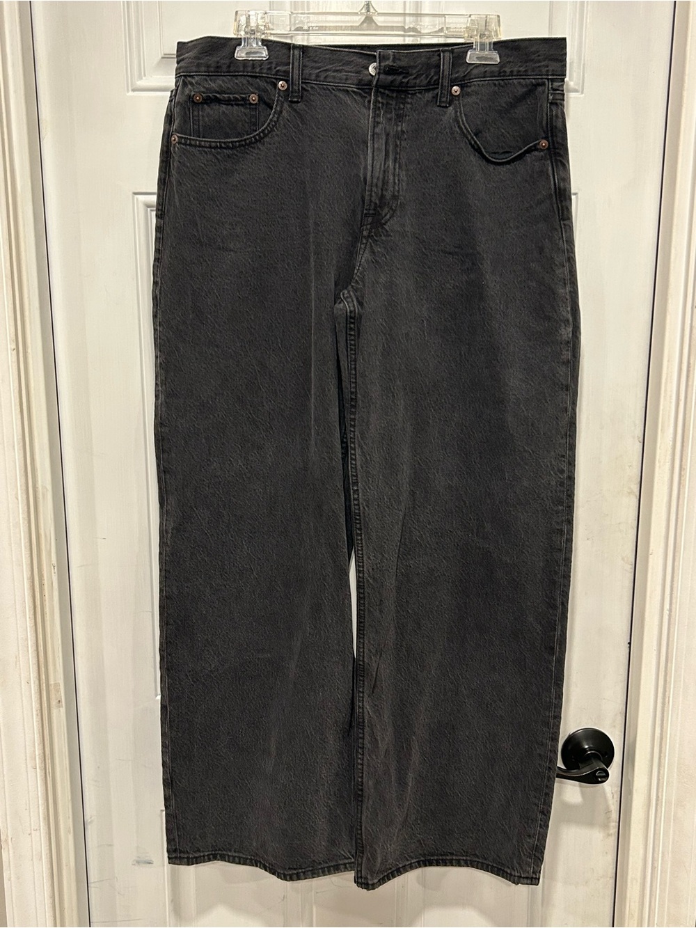 Abercrombie Ultra Loose Low Rise Baggy Jeans Washed Black 29 (Measures 34x29)